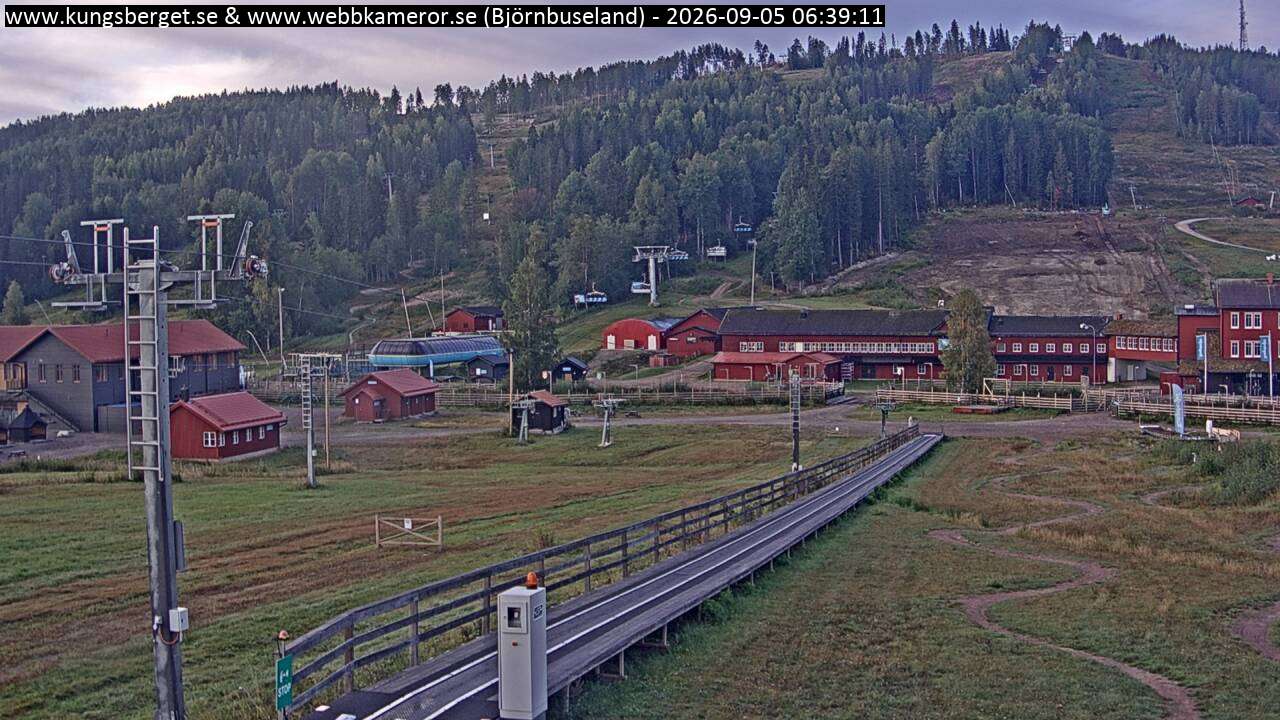 Björnbuseland